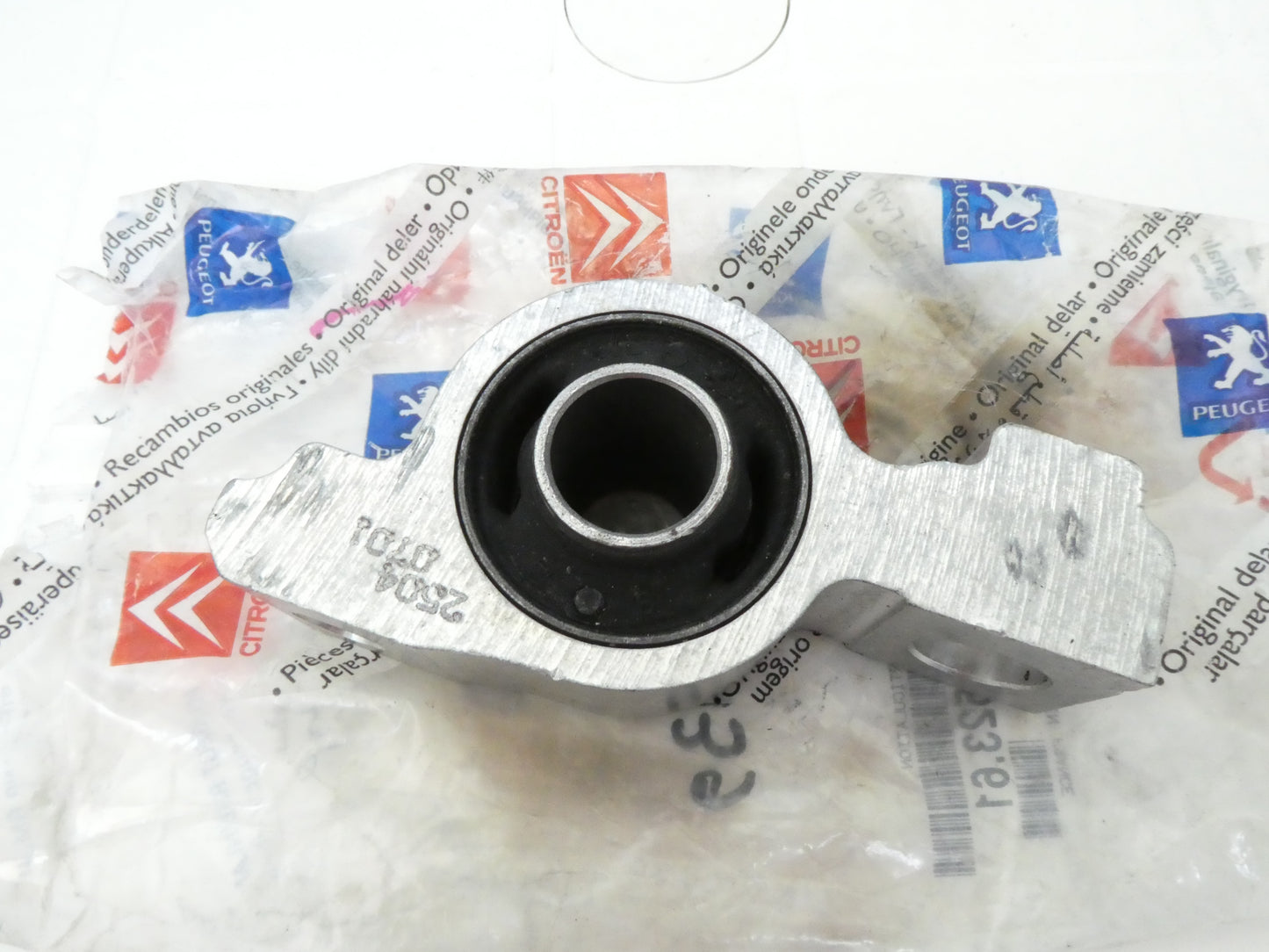 Per peugeot 406 sedan coupe support auto supporto braccio sospensione silent block 352361
