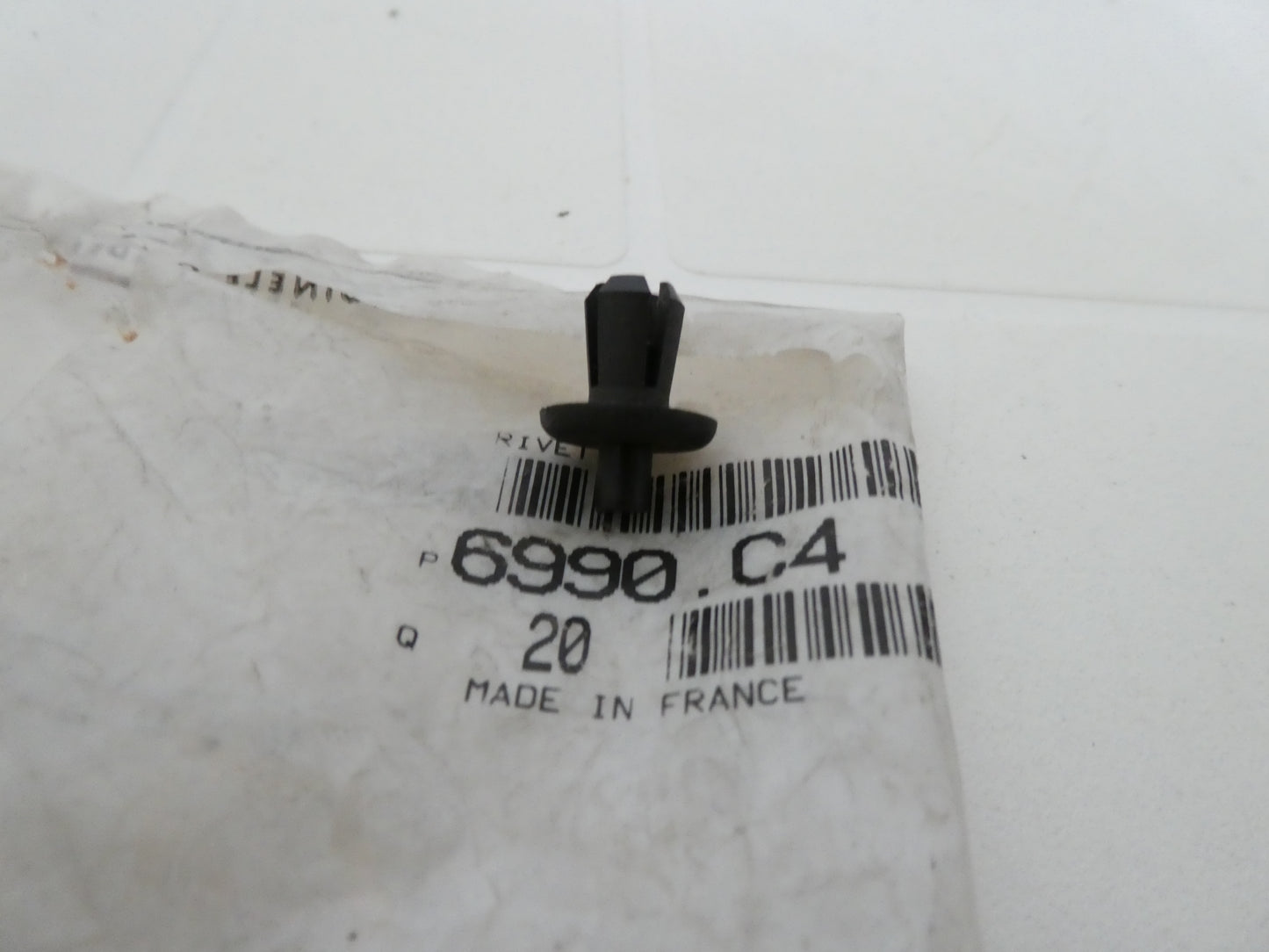 per peugeot citroen rivetto clip fissaggio clips rivet fixing 6990C4