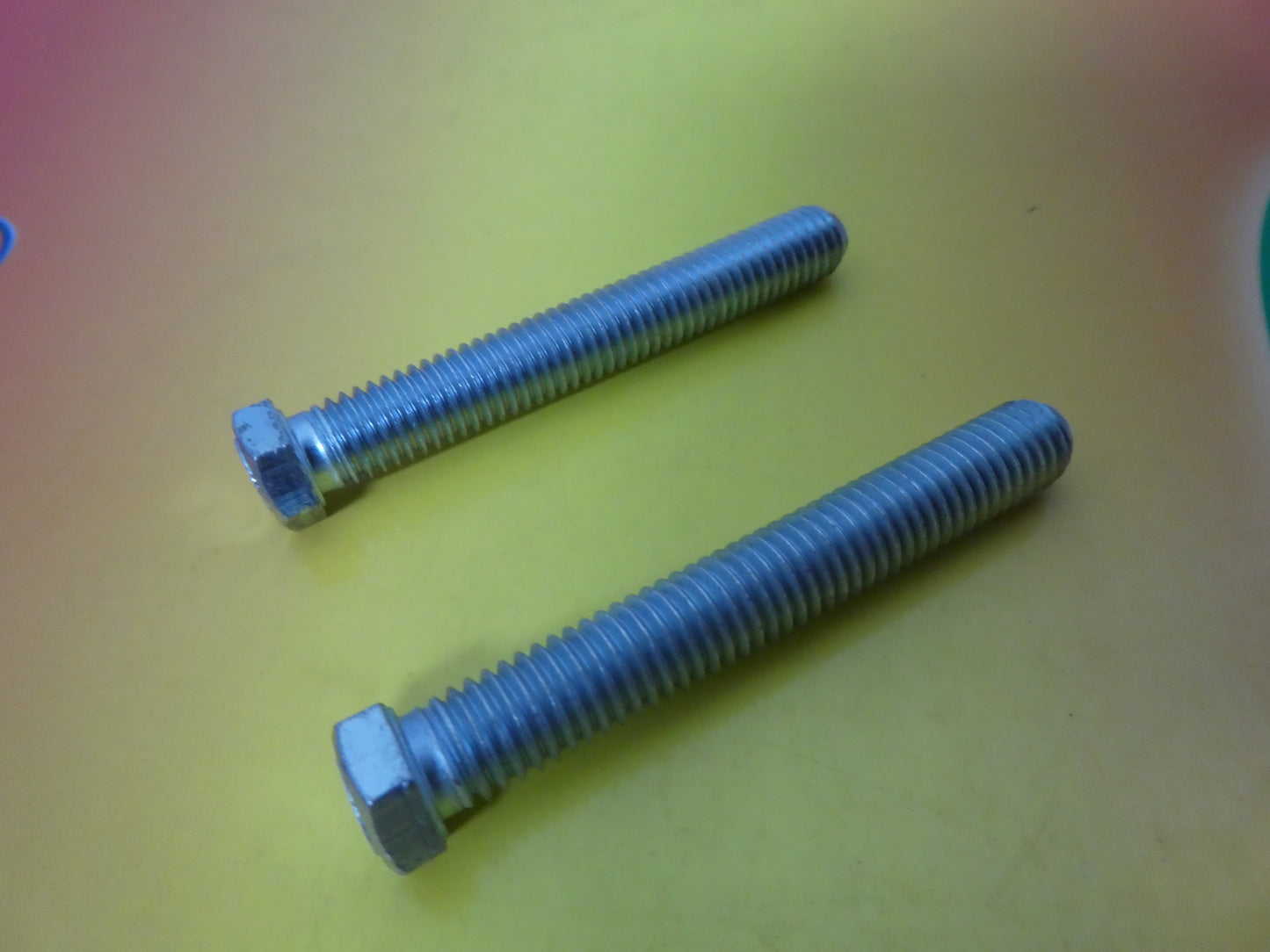 Per Yamaha TZR 50 96 2011 vite bulloni regolazione tendicatena forcellone bolt tensioner chain moto 90101-08846