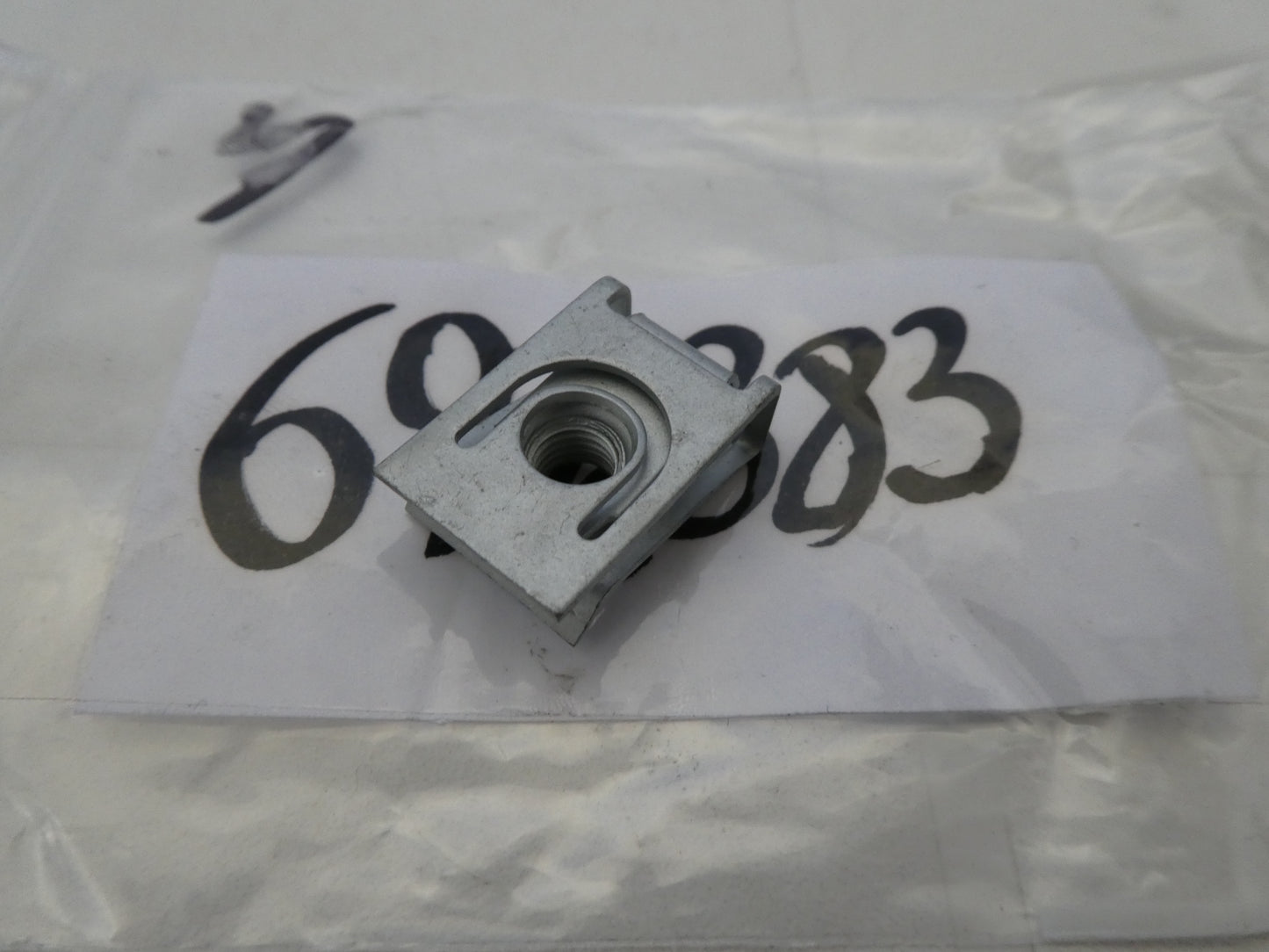 per peugeot citroen 694383 clip fissaggio carrozzeria ecrou tole body klammer