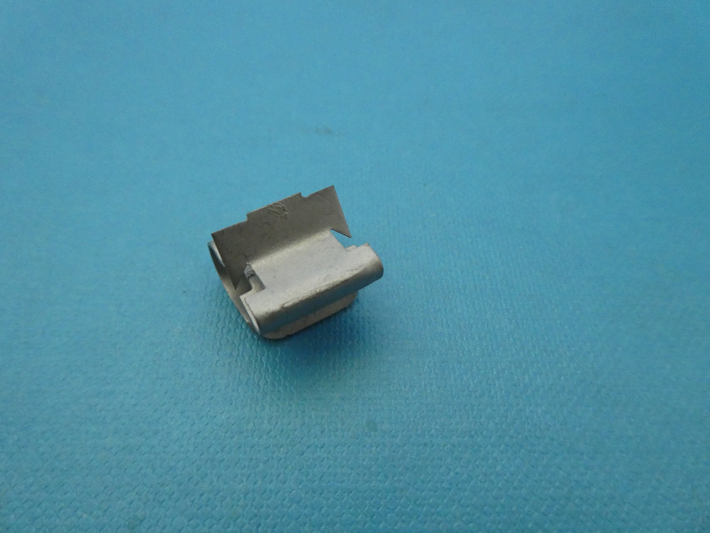 per peugeot citroen 698679 clip fissaggio carrozzeria agrafe carrosserie body