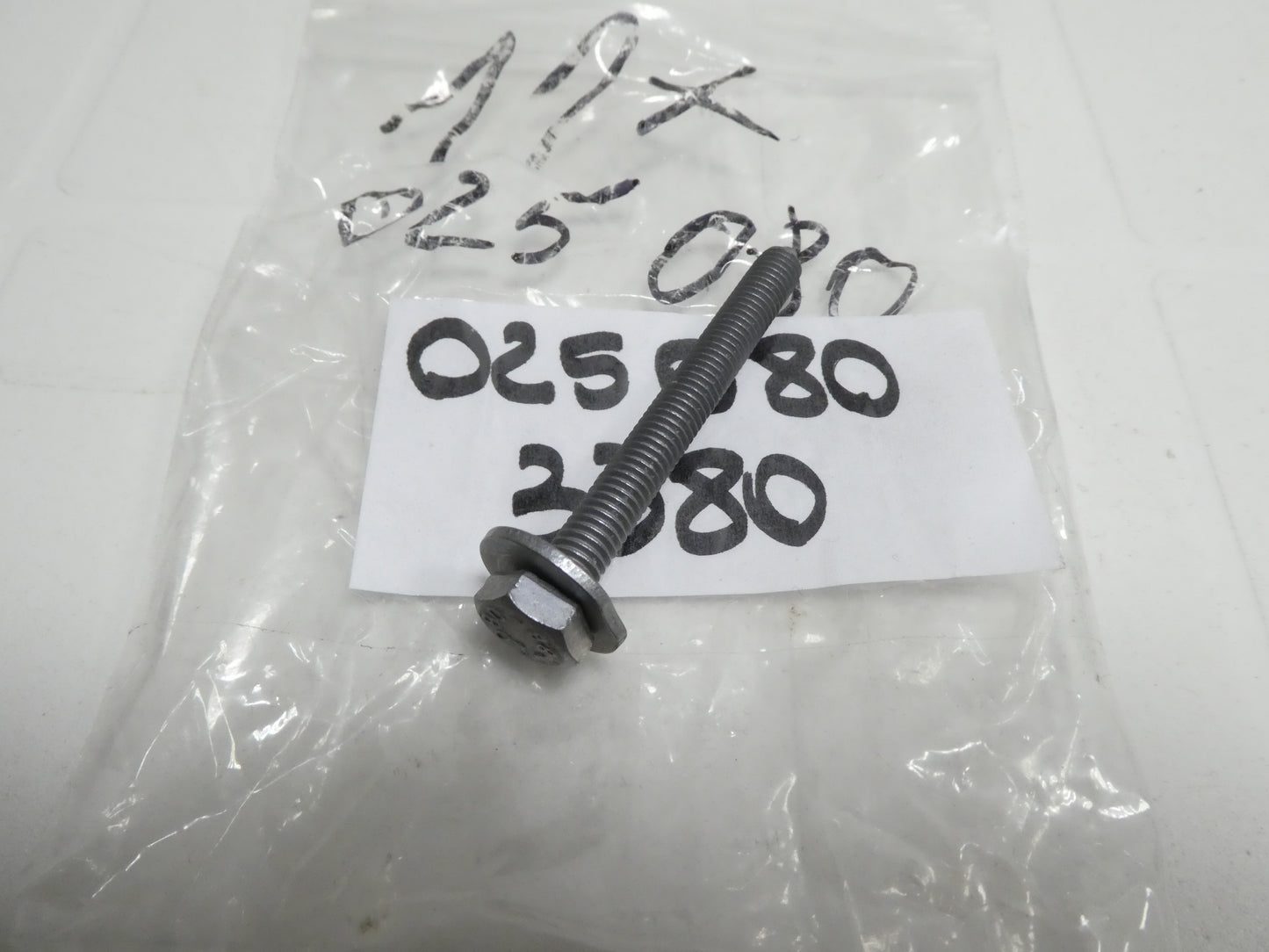 per peugeot citroen vite flangiata coperchio valvole screw cover valve 025080 m 6 x 55