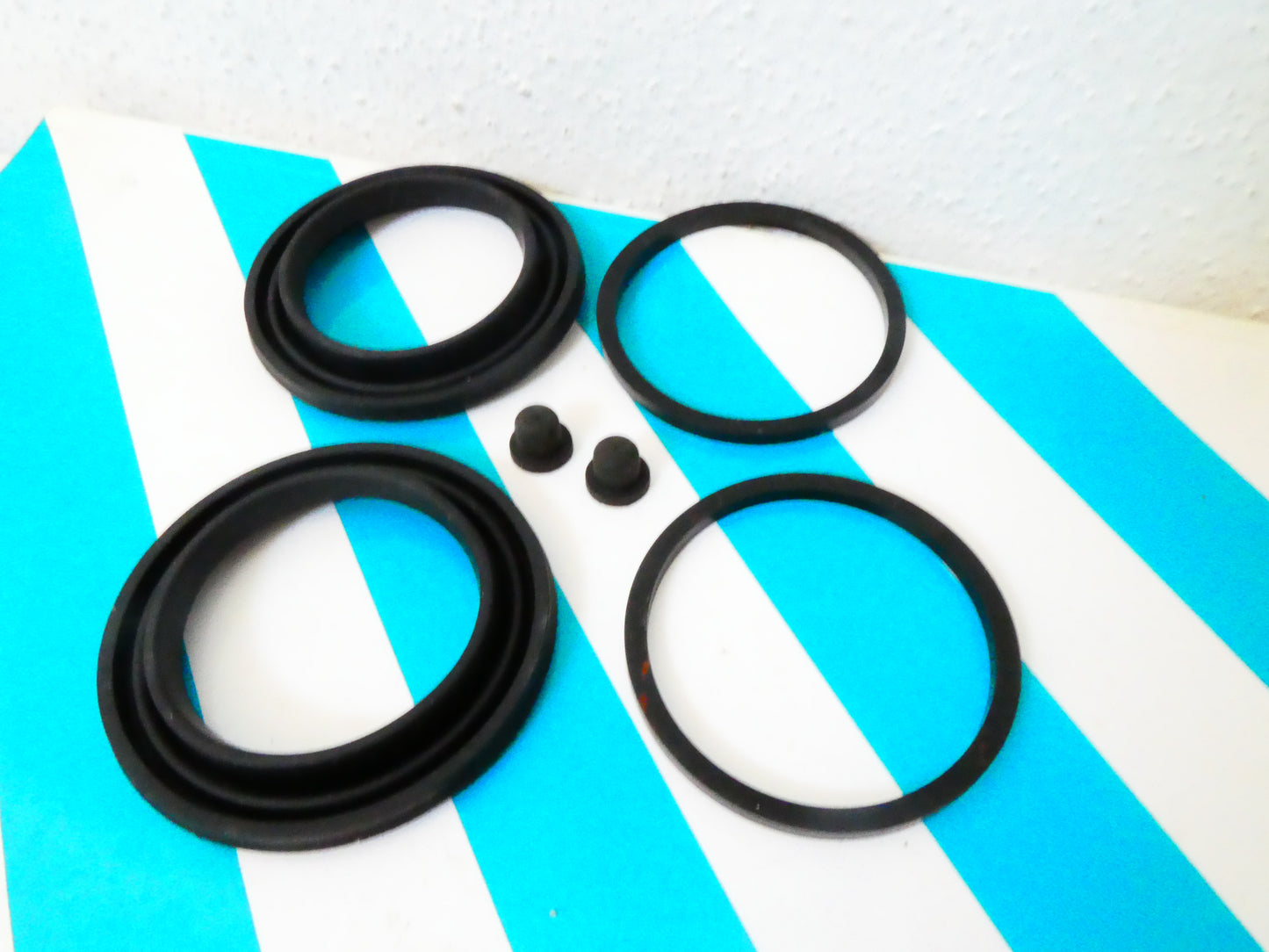 per Fiat 128 kit revisione pistoncini pinza anteriore oring gommini freno auto guarnizioni auto