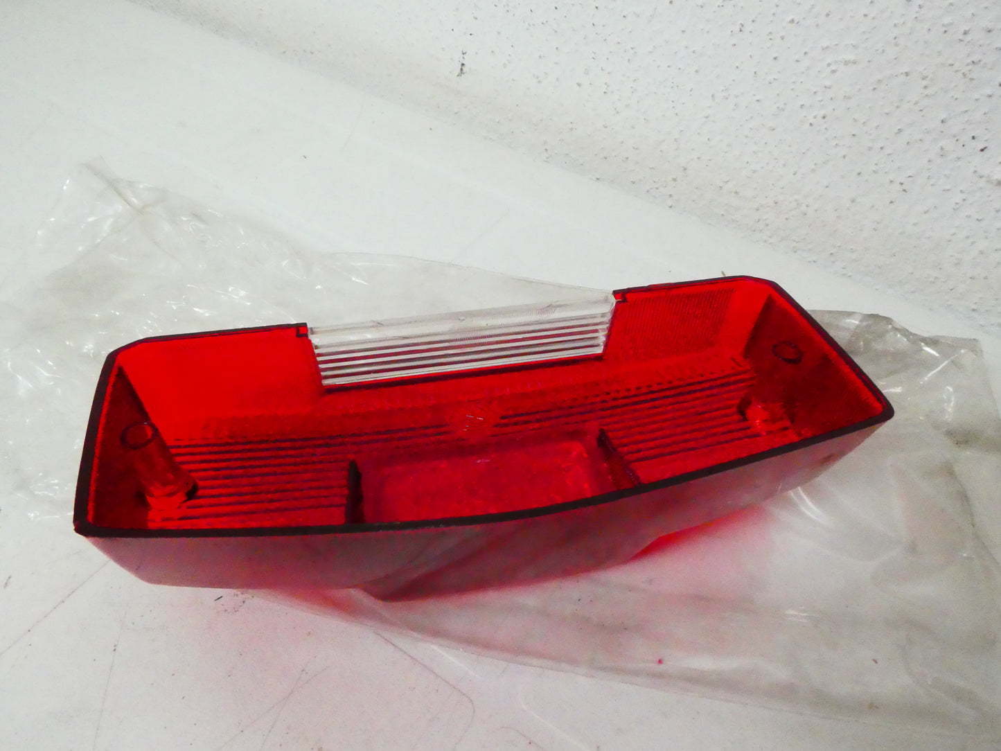 per innocenti Lambretta DL 125 150 200 gemma fanalino stop lens tail light 22083040