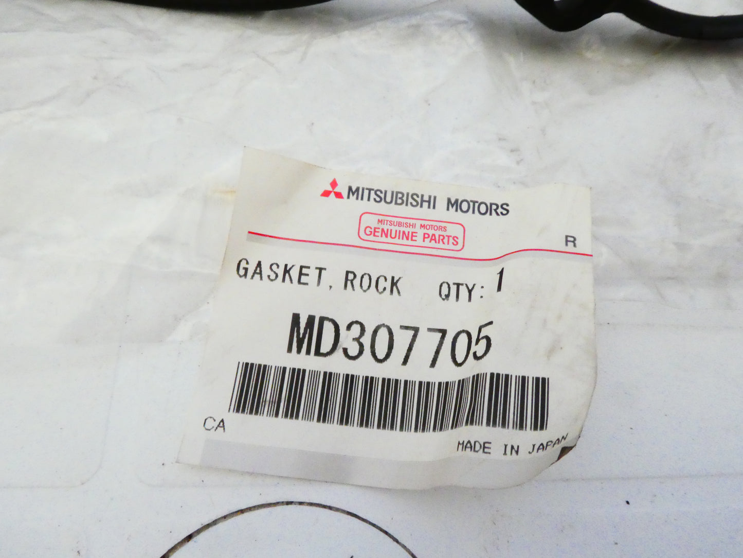 per auto mitsubishi guarnizione coperchio punterie gasket rocker cover MD307705
