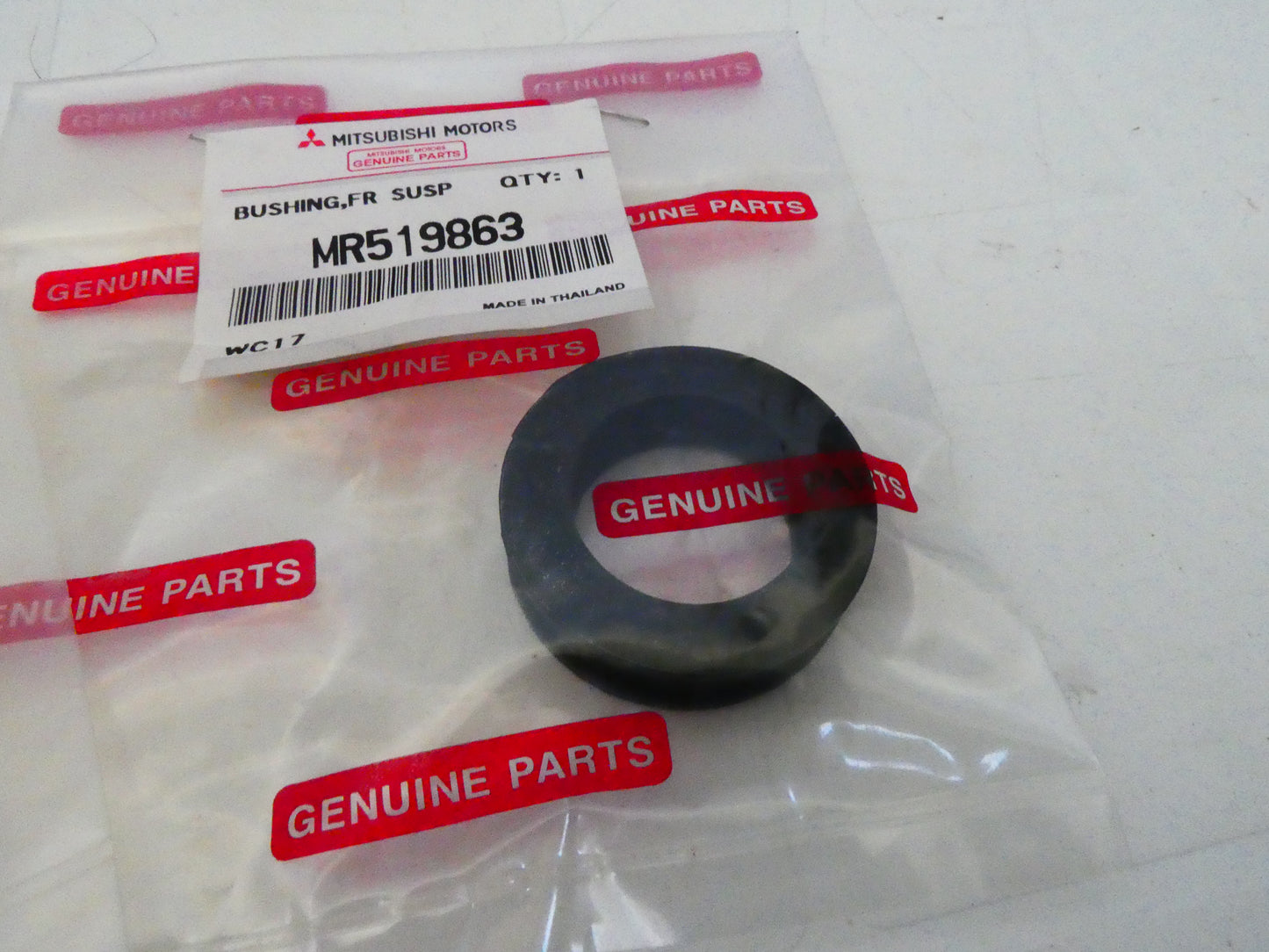 per mitsubishi L200 k74t k75t1996 2007 coppia gommini barra stabilizzatrice bushing front stabilizer bar mr519863