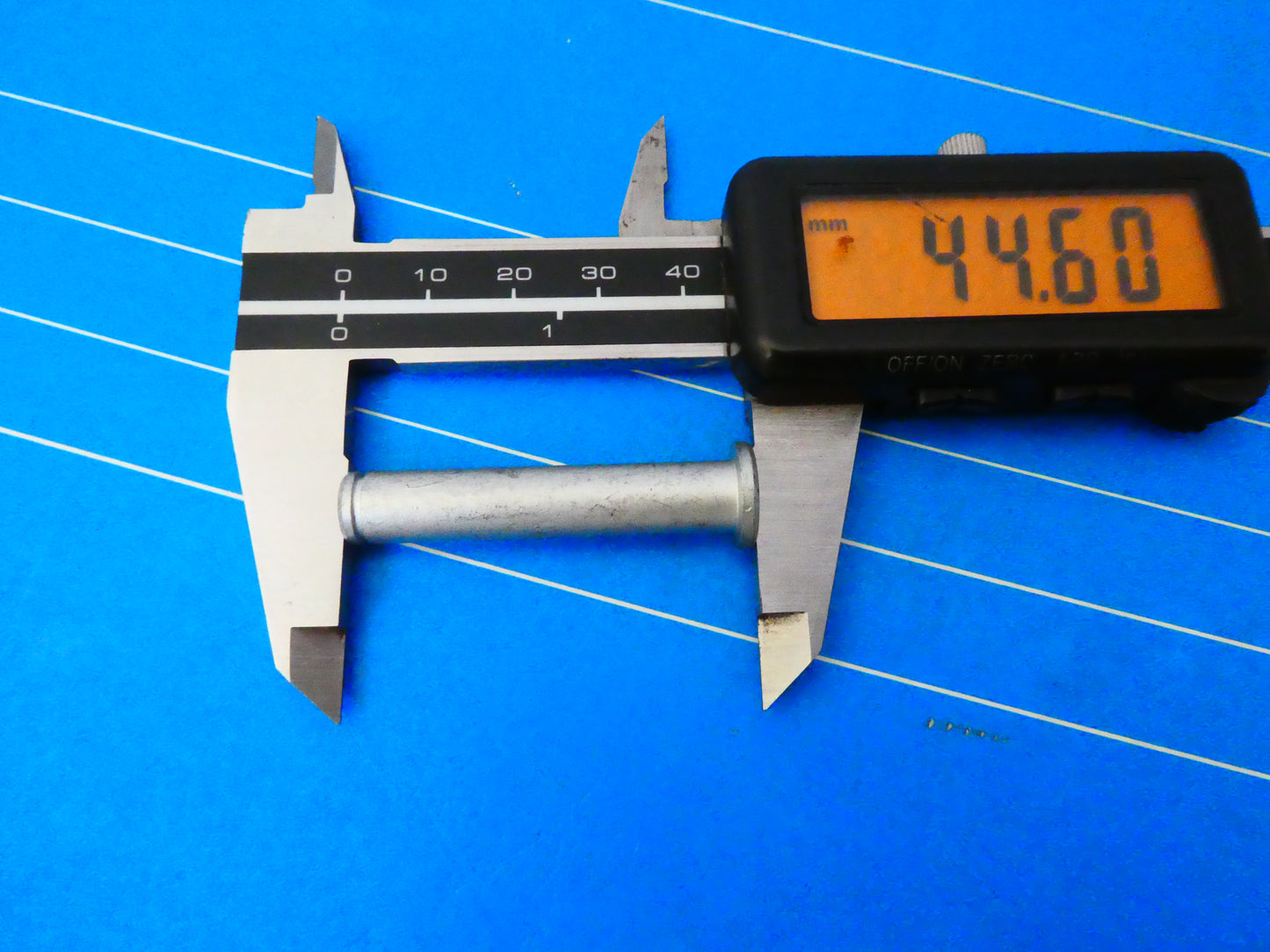 Per Aprilia Moto perno pedana pin footpeg poggiapiedi pivot repose pied mm 44,6 motorcycle