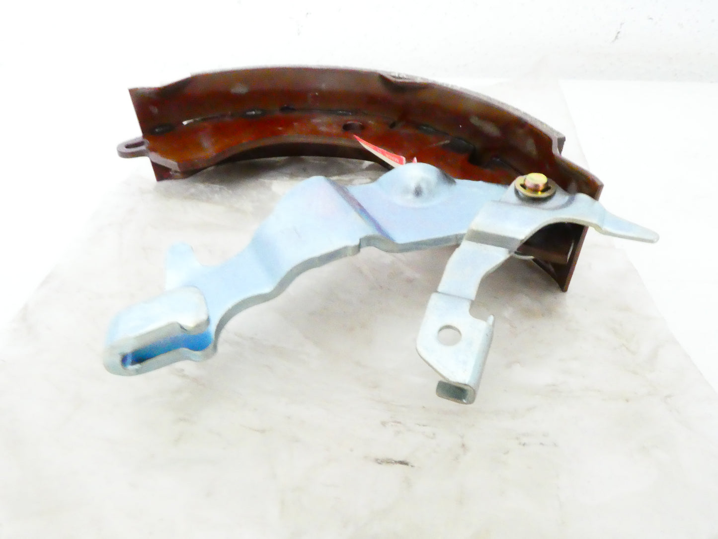 per auto mitsubishi ganascia freno sinistra con meccanismo shoe brake left lining lever mb534596