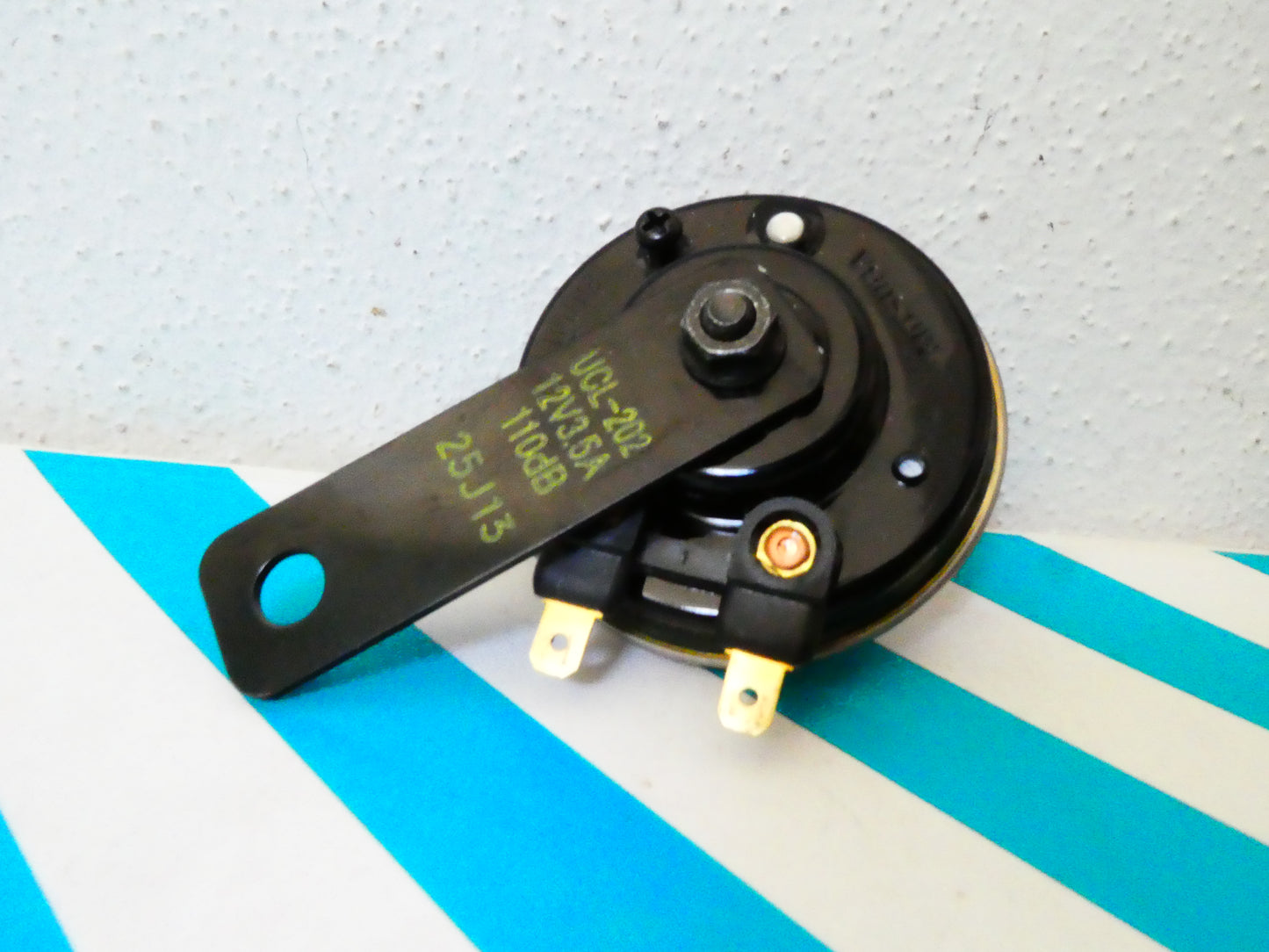 Per Honda Hornet 600 cb S 2000 2003 clacson tromba claxon horn moto 38120MBZK00