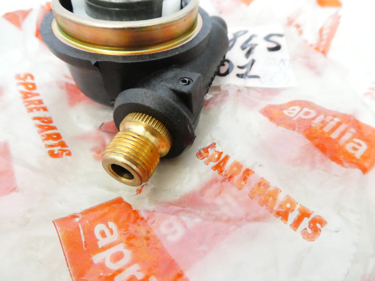 per scooter aprilia scarabeo 125 150 200 rotax 1999 2004 rinvio contachilometri aprilia 8102845 cev 748204