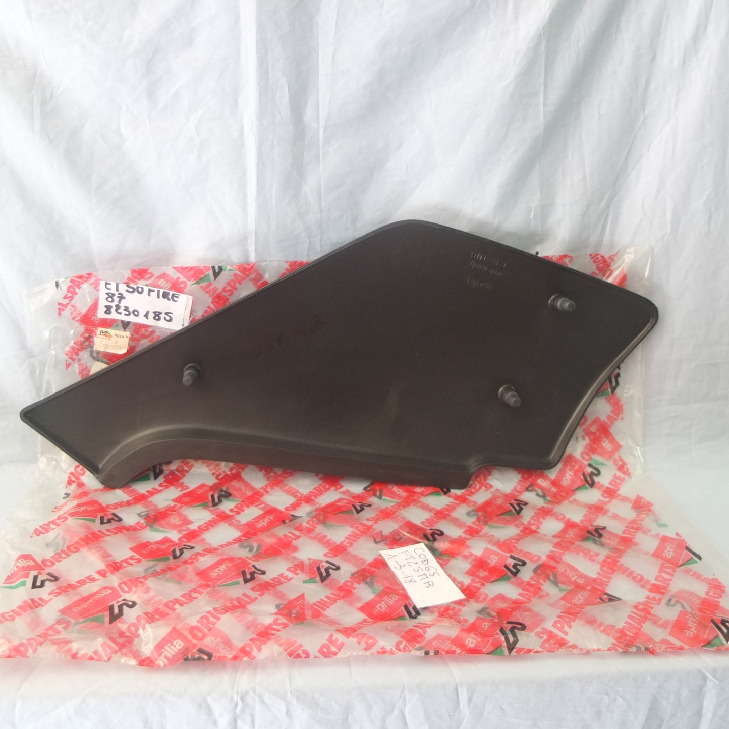 per moto aprilia et 50 fire 1987 fianchetto carena sinistro nero fairing left 8230185