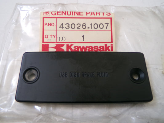 per moto kawasaki z 250 z 400 z440 1978 1982 coperchio pompa freno anteriore cover pump brake front 43026-1007