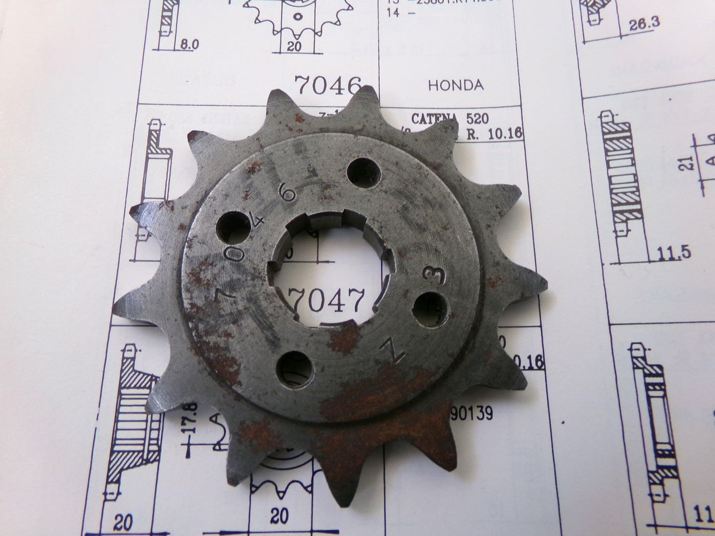 per moto honda nsr 125 1989 pignone catena z 13 passo 520 7046 23801-ky4-900