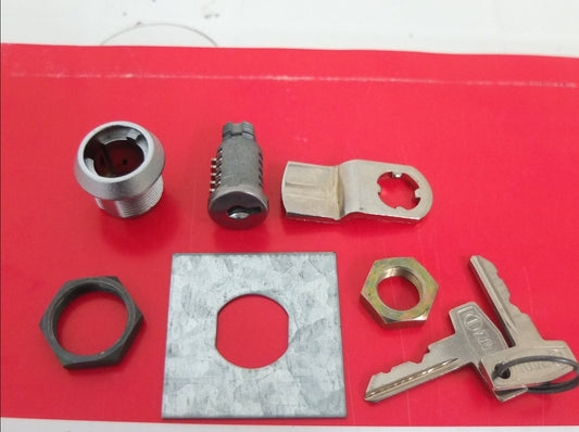 per vespa special 50 primavera 125 et3 serratura cofano sportello motore bandoni zadi