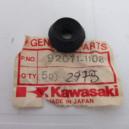 per kawasaki zg1000 concours 86 06  gomma rondella carter frizione grommet rubber clutch case 92071-1108