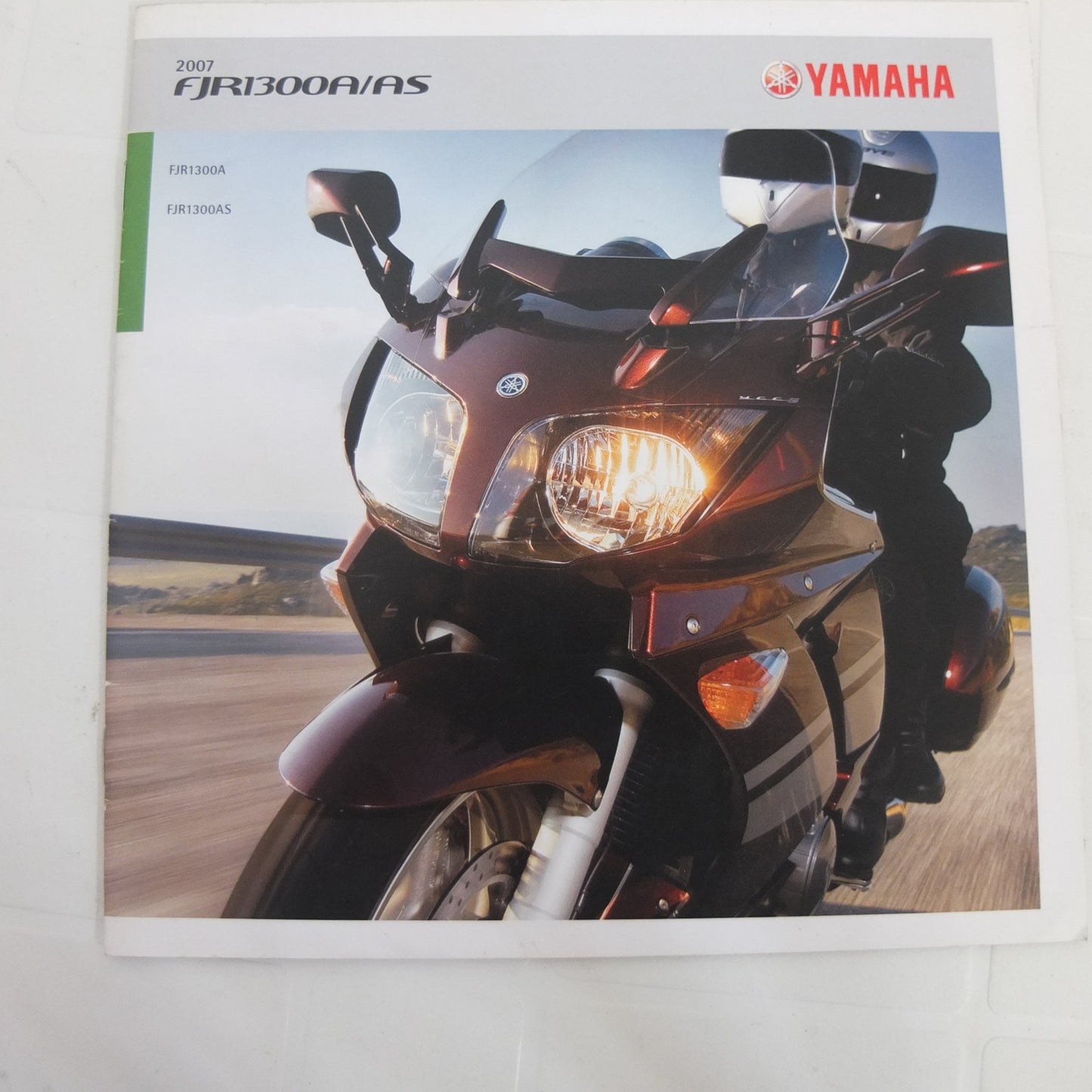 Yamaha depliant moto fjr 1300 pubblicita catalogo informazioni italiano