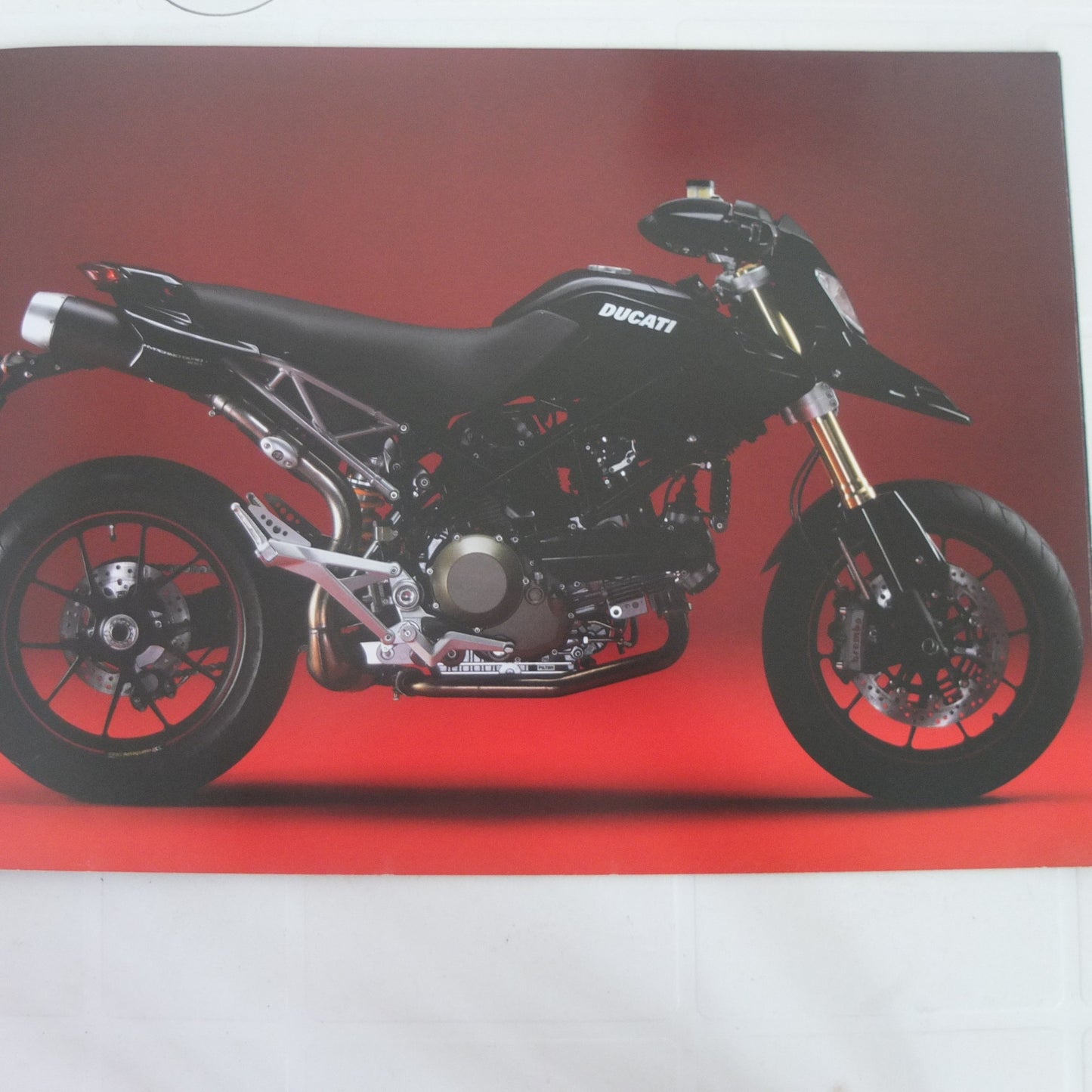 Per Ducati 1100 Hypermotard 2009  gamma moto opuscolo catalogo brochure depliant pubblicità