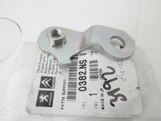 Per Peugeot o Citroen 0382NS auto support bracket staffa piastra supporto patte support