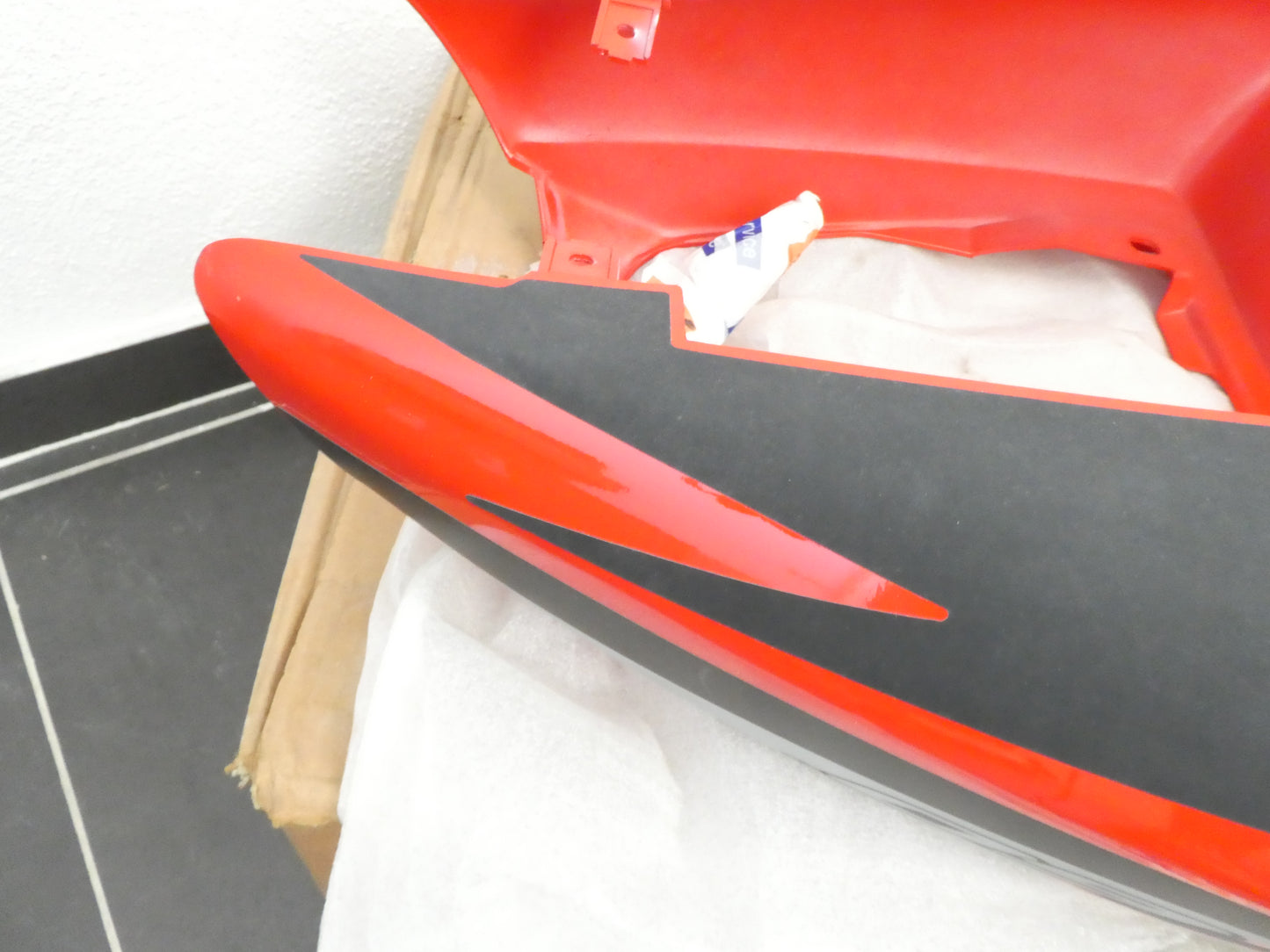 per aprilia rsv 1000 v60 2001 2002 hot red codone posteriore carena sella queue tail rear 8149959