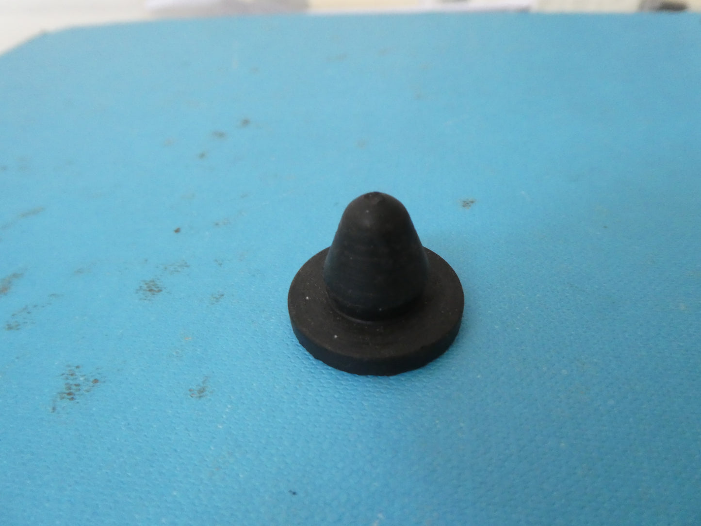 per Citroen Peugeot 698303 otturatori gommino carrozzeria tampone traversa rubber plug