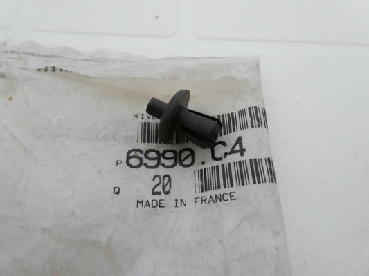 per peugeot citroen rivetto clip fissaggio clips rivet fixing 6990C4