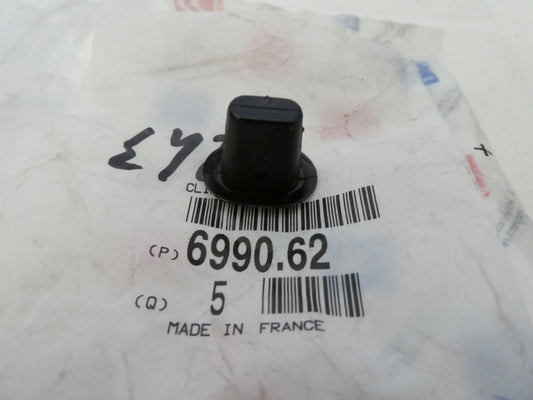 per renault twingo kangoo master II clip fissaggio fixation fixing interior modanature 699062   7703081169