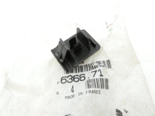 per peugeot 306 tappo guarnizione vetro portellone cap plug glass door rear 636671