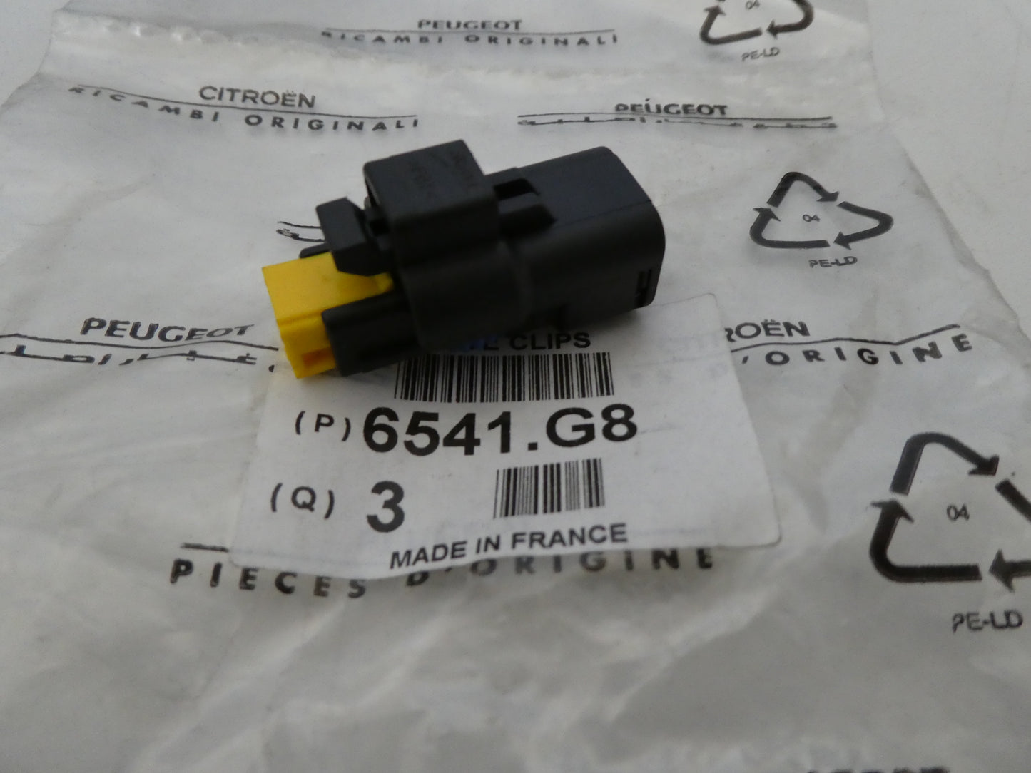 camion auto furgone  camper per peugeot citroen 6541G8 connettore elettrico porte clips eletric stecker connector pin