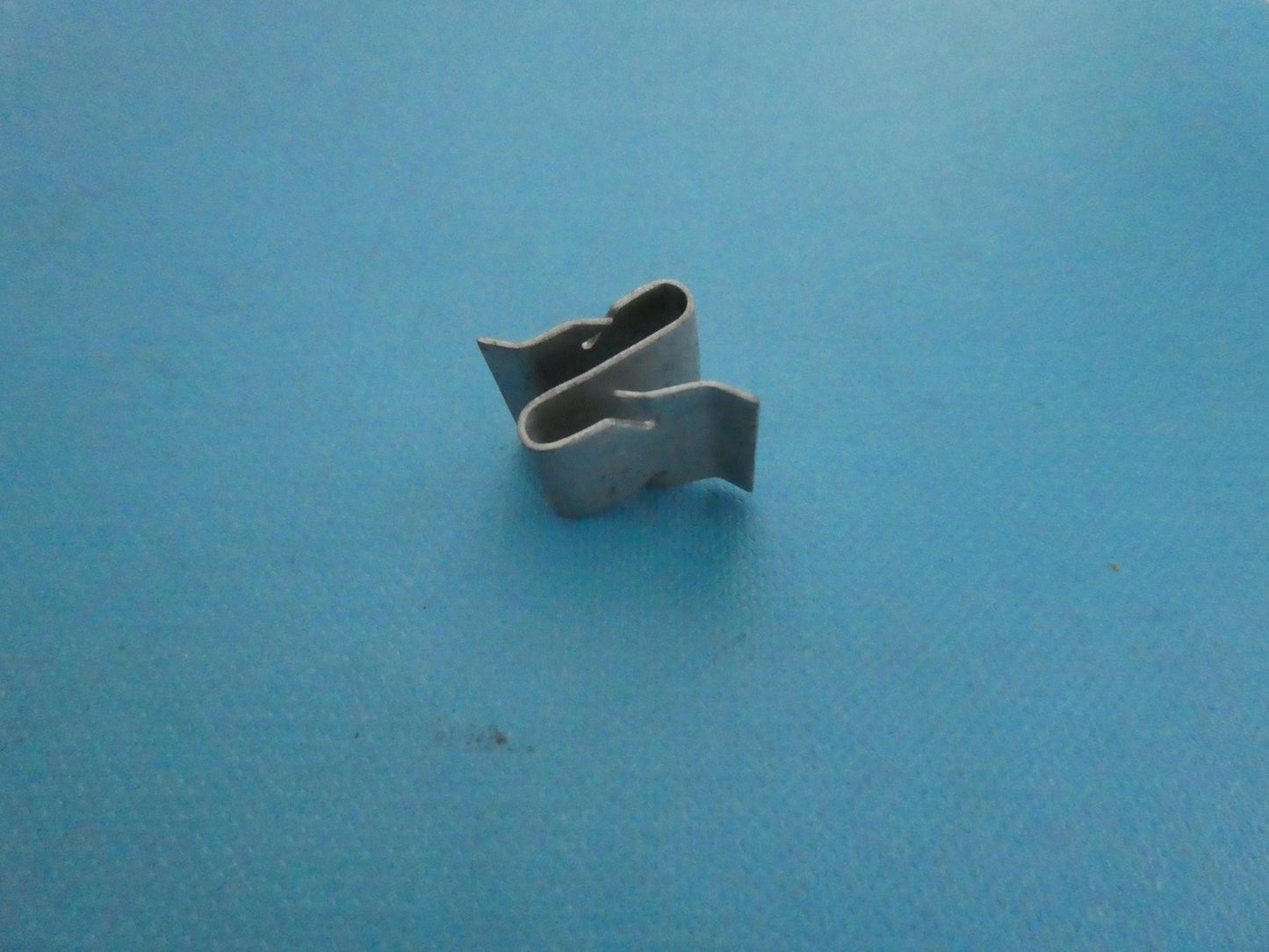 Copia del per peugeot citroen 6986a4 clip fermo agrafe  clamp pin