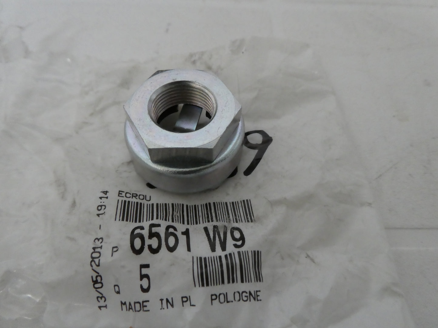 per auto peugeot citroen dado bloccaggio antenna nut ecrou fixing fixation 6561w9