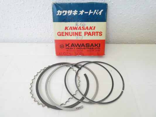Per Kawasaki moto kz 1000 82 05 fasce fascie pistone piston ring rings KOLBEN RING + 0,50