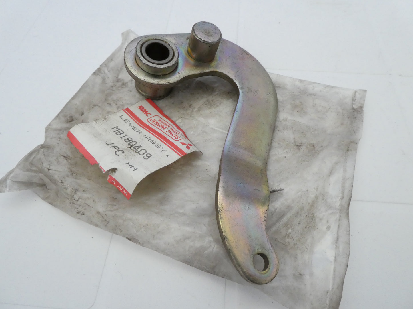 per auto mitsubishi MB180409 mb180409 asse leva pedale frizione lever clutch assy