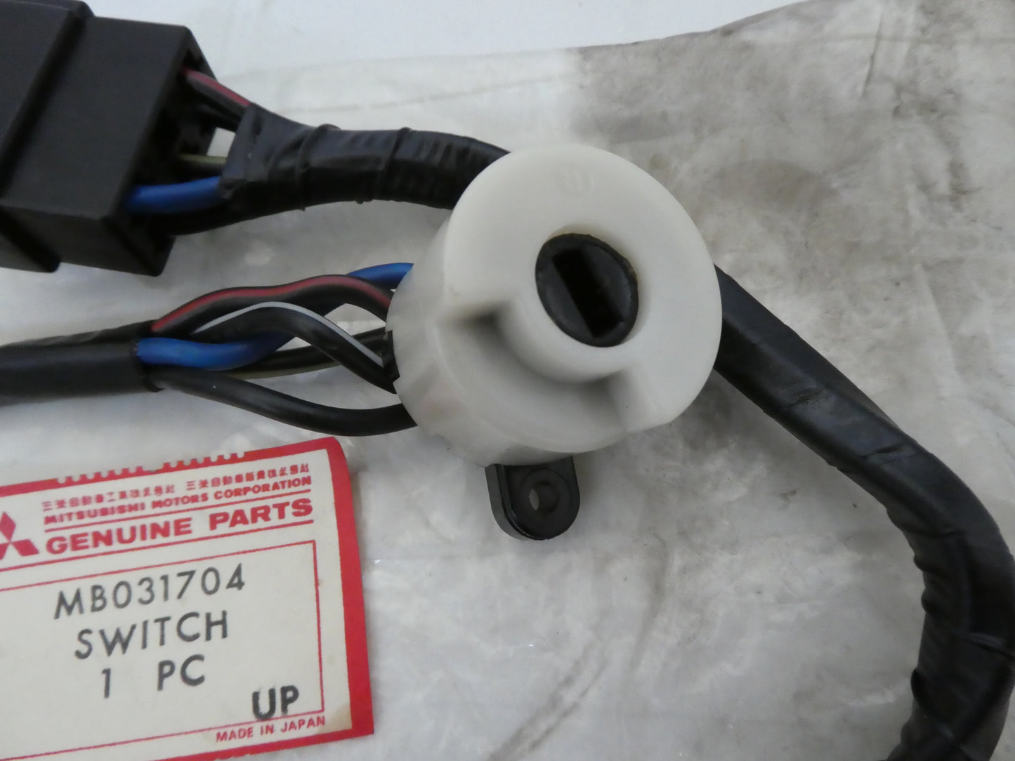 per auto mitsubishi lancer galant l300 ignition cable switch mb037830 mb031704