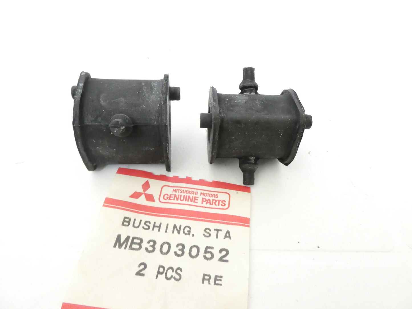 per auto mitsubishi colt 84 86  lancer 84 88 mirage 86 90  bushing bar front stabilizer mb303052