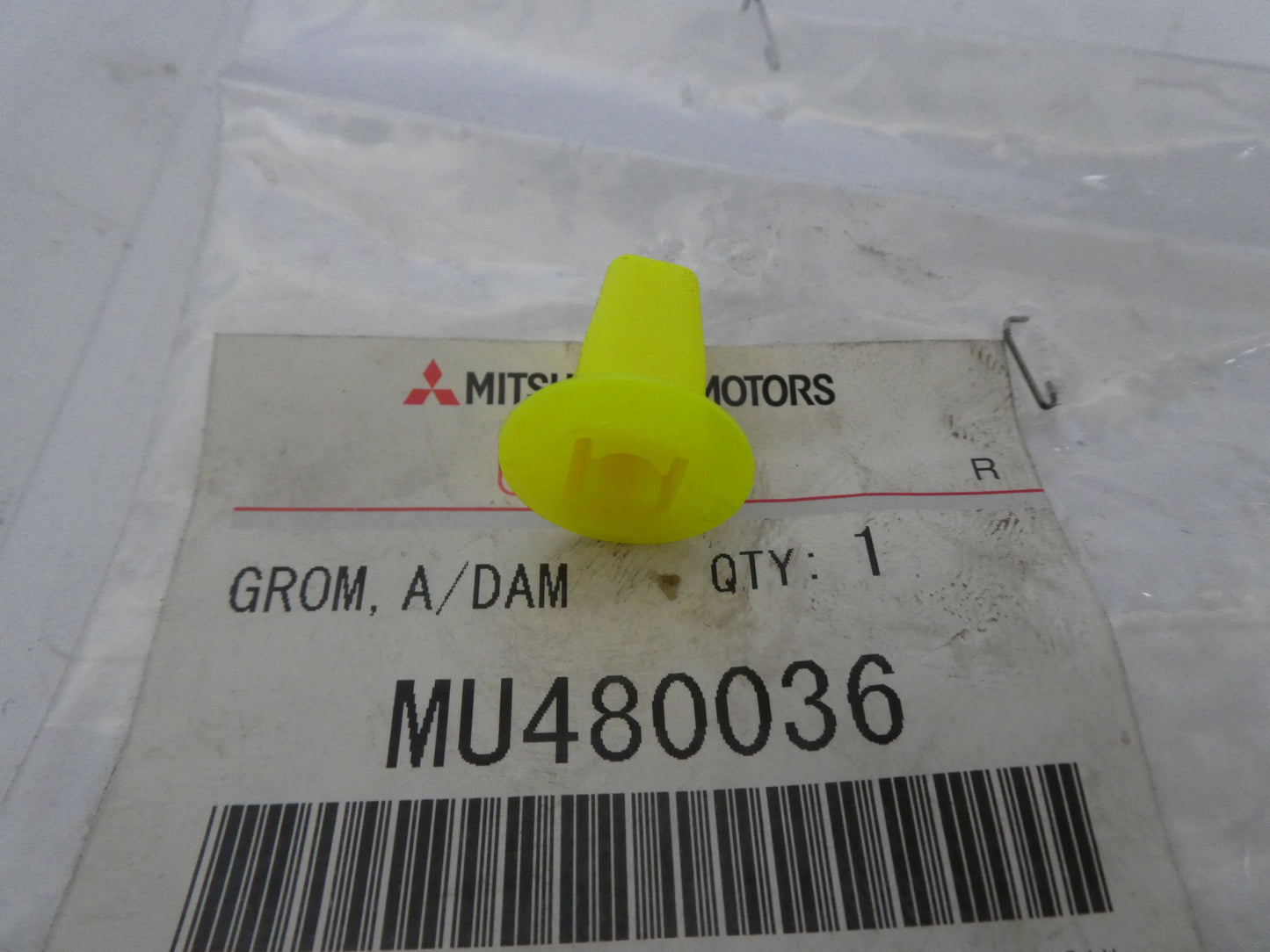 per auto mitsubishi mu480036 grommet screw fixing gommino fissaggio vite mm 5