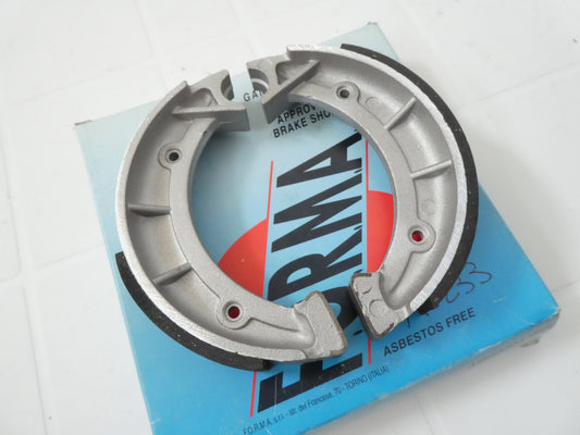 per Aprilia Scarabeo 50 Ganasce freno tamburo anteriori 94 1995 BRAKE SHOES front hub