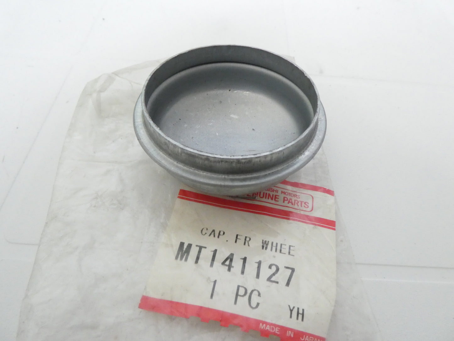 per auto mitsubishi mt141127 tappo mozzo ruota anteriore cap front hub wheel