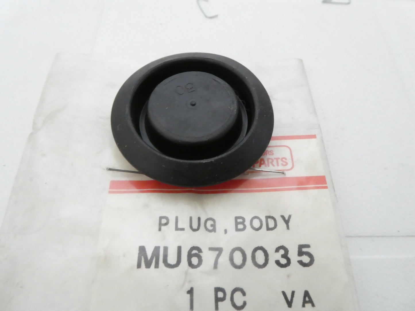 per auto mitsubishi mu670035 tappo gomma telaio carrozzeria  body plug cap rubber