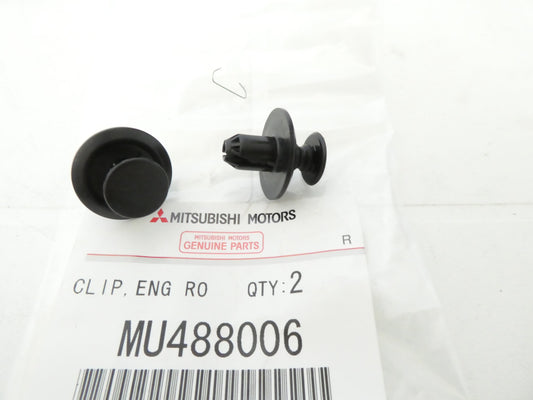 per auto mitsubishi clip coppia fissaggio fixing clip pair mu488006