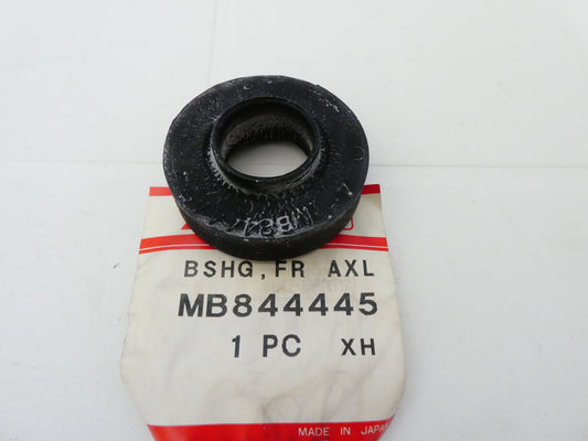 per auto mitsubishi rubber bushing axle crossmenber front silent block mb844445