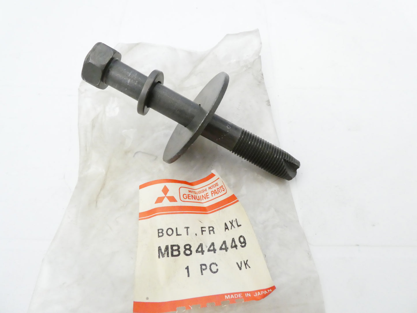 per auto mitsubishi bullone asse anteriore bolt front axle suspension arm  12 x 90 mb844449