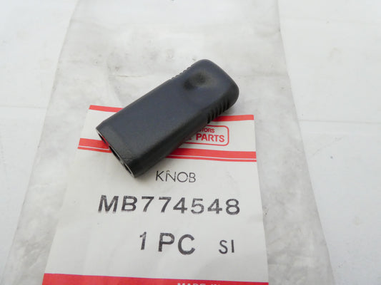 per auto mitsubishi pin pomello sportello knob door lockong mb774548