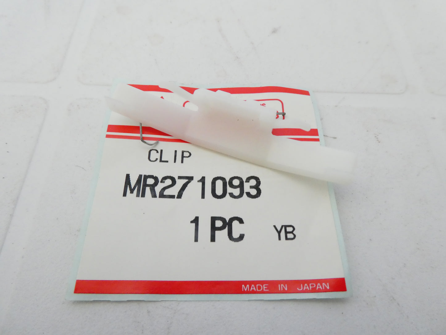 per auto mitsubishi clip fissaggio interno moulding clip interior drip mr271093