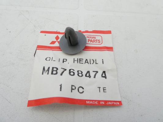 per auto mitsubishi clip fissaggio rivestimento interno clip headlining mb768474