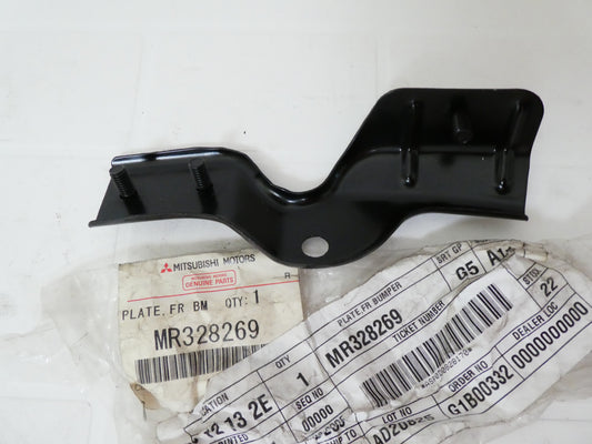 per mitsubishi colt mirage lancer 1995 2003 plate front bumper piastra paraurti anteriore  mr328269