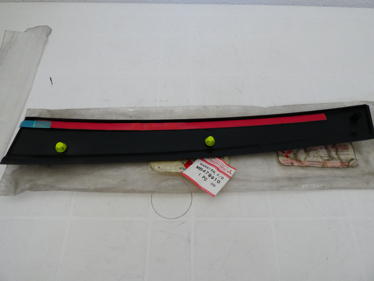 per mitsubishi colt lancer mirage 88 92 garnish door front left modanatura sportello anteriore sinistra xb479910 mb479910