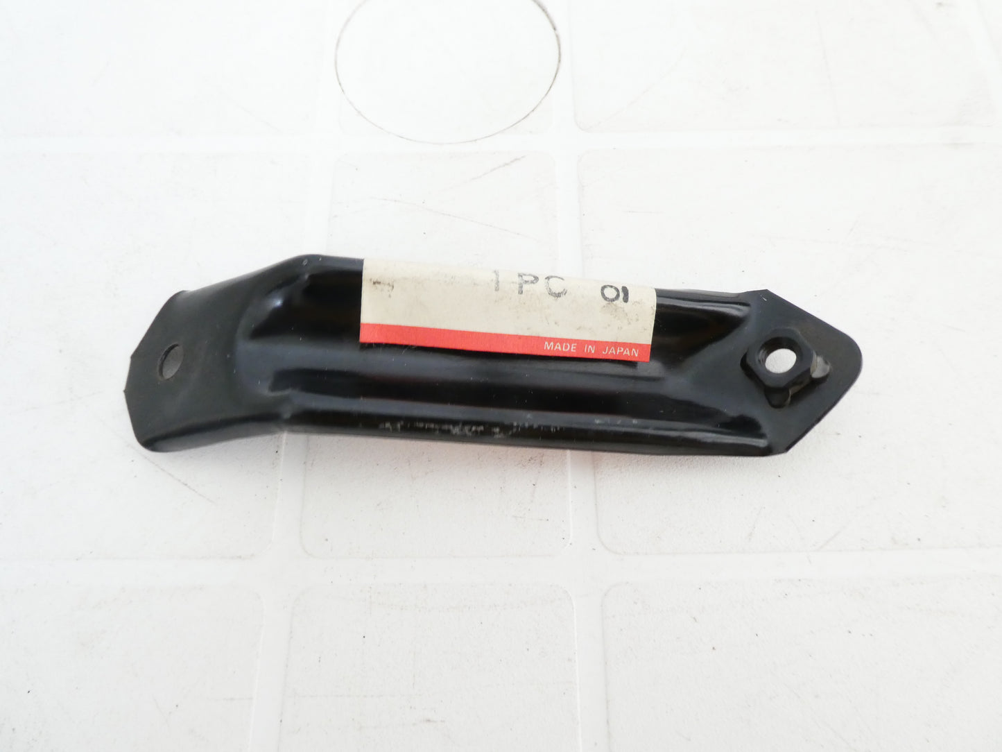 per auto mitsubishi lancer colt mirage 1984 1988 holder plate bracket front fender mb506452