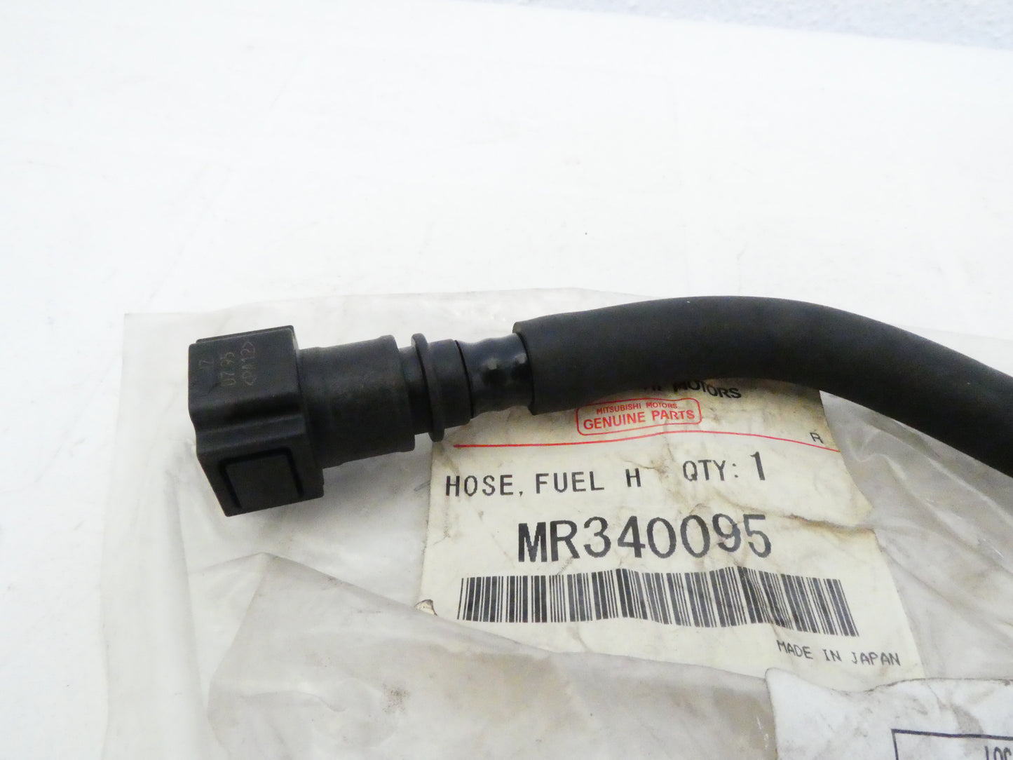 per auto mitsubishi 95 03 colt lancer mirage tubo benzina hose fuel MT mr340095