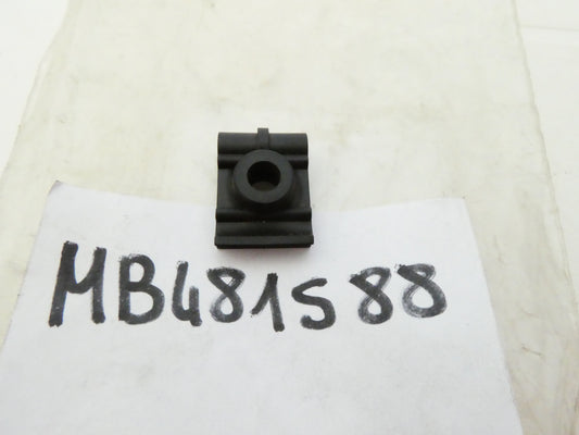 per auto mitsubishi clip fissaggio paraurti anteriore grommet clip screw fixing front bumper mb481558