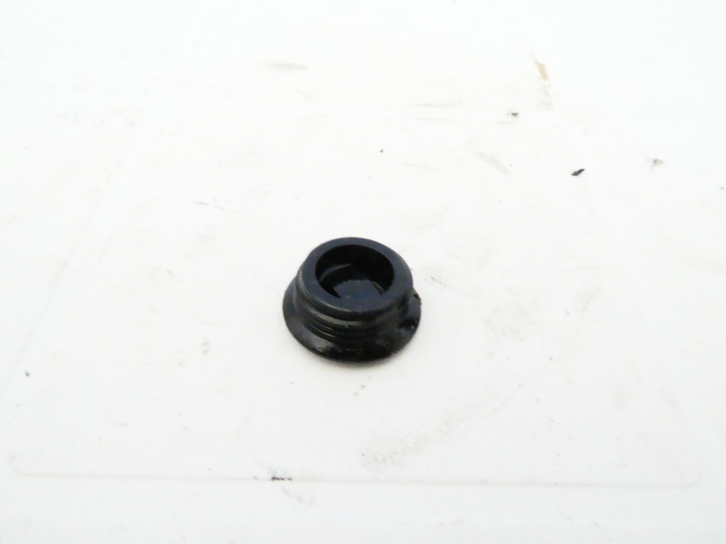 per aprilia red rose 125 tappo olio motore oil engine cap tap oil rotax 123 m18 1,5 241800